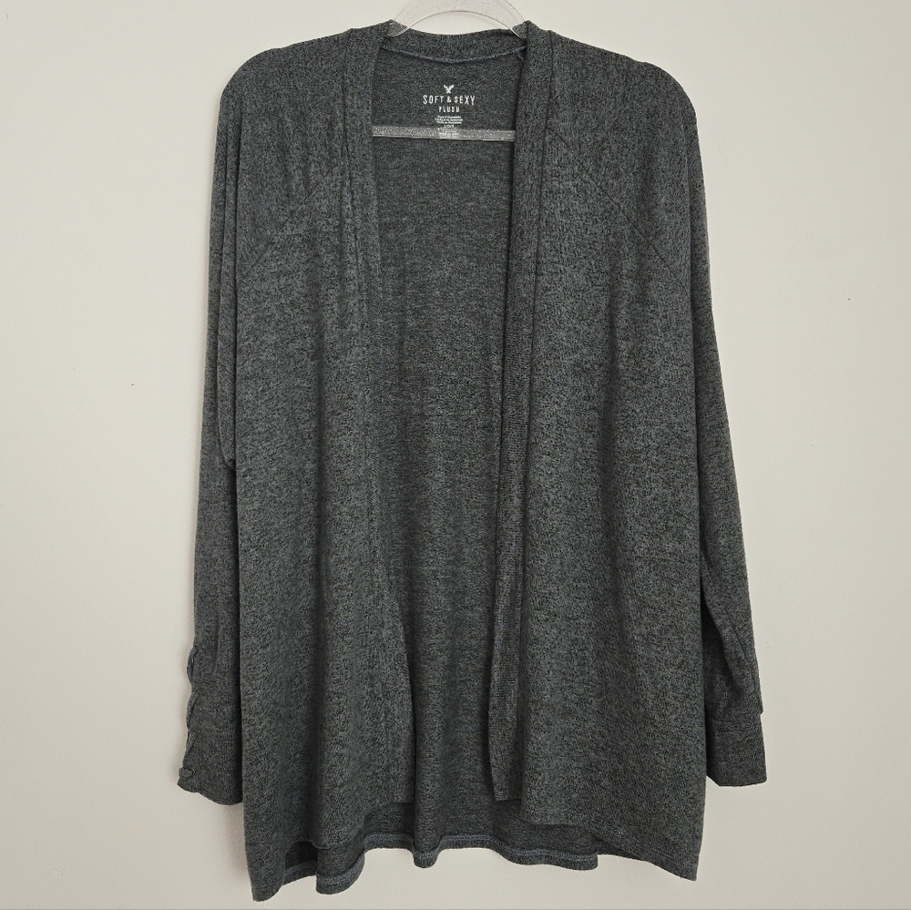 🆕️American Eagle Plush Cardigan Size Large